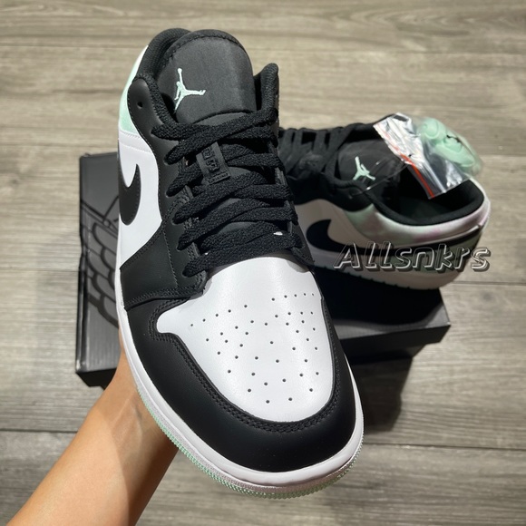 Air Jordan 1 Low Green Cloud🪸 - Picture 2 of 10